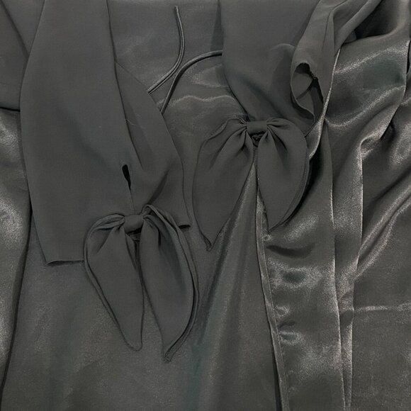 Vintage Victorias Secret Gold Label Long Robe Size M / L Black Long Sleeve - Picture 4 of 6